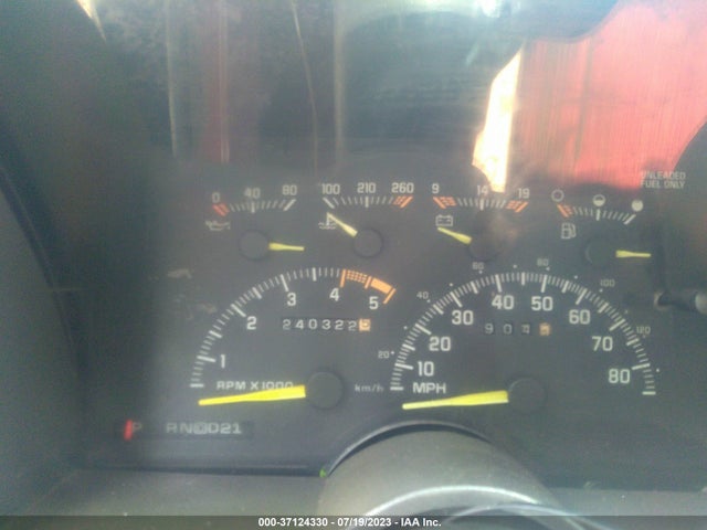 1994 CHEVROLET GMT-400 K1500 VIN: 2GCEK19K9R1261350
