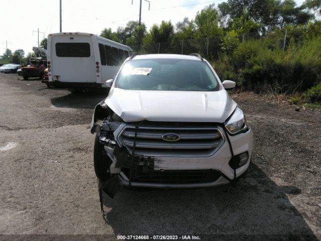 1FMCU0GD9JUD13175 Ford ESCAPE SE