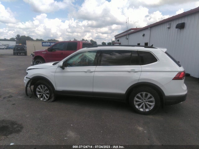 3VV2B7AX2JM182503 Volkswagen Tiguan Sel/se