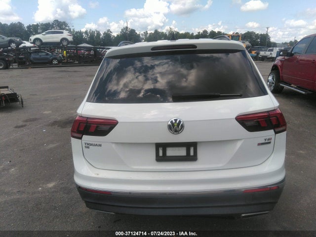 3VV2B7AX2JM182503 Volkswagen Tiguan Sel/se