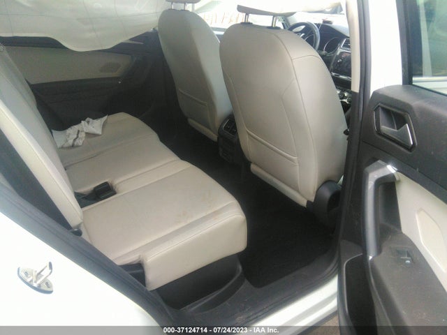 3VV2B7AX2JM182503 Volkswagen Tiguan Sel/se