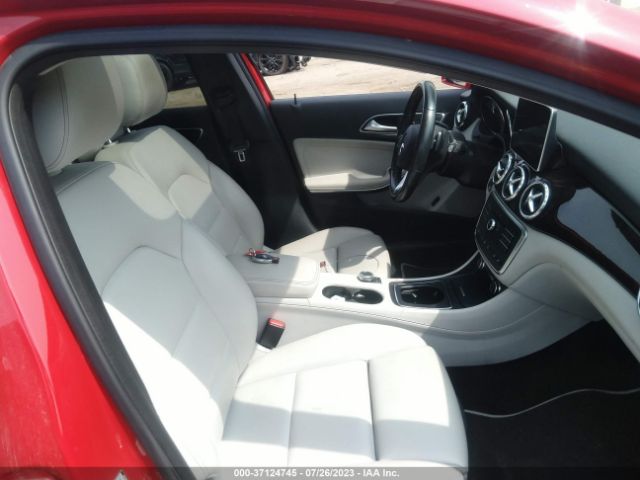 WDCTG4GB4GJ220750 Mercedes-Benz GLA 250