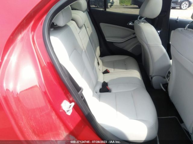 WDCTG4GB4GJ220750 Mercedes-Benz GLA 250
