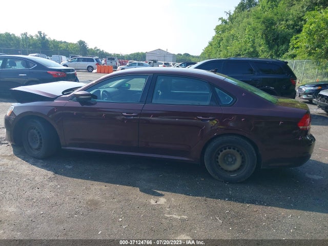 1VWAP7A33EC023888 Volkswagen Passat S W/nav