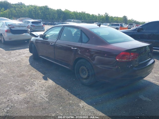 1VWAP7A33EC023888 Volkswagen Passat S W/nav