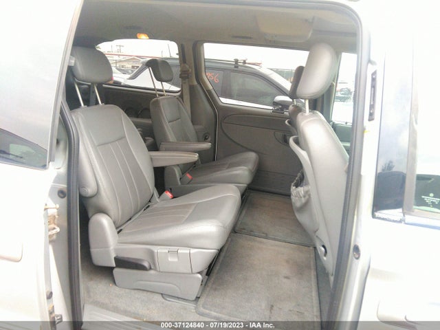 2005 CHRYSLER TOWN & COUNTRY TOURING VIN: 2C4GP54L25R575452