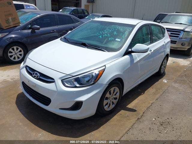 Hyundai ACCENT SE 2017 KMHCT5AE0HU338929 Image 2