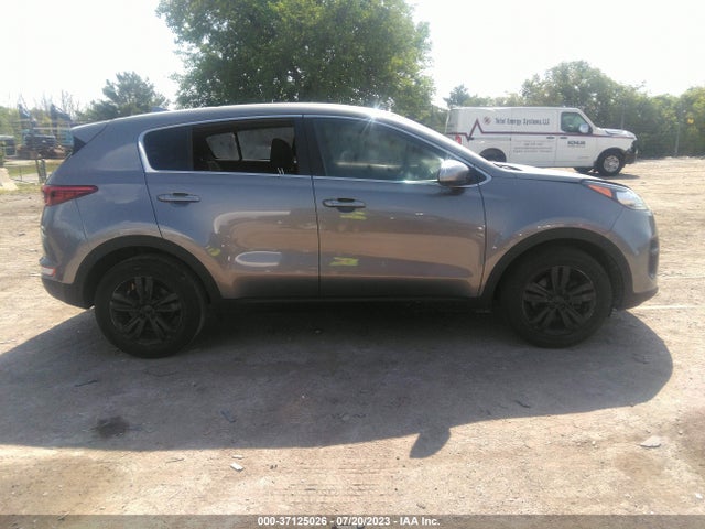 2018 KIA SPORTAGE LX VIN: KNDPM3AC2J7466633