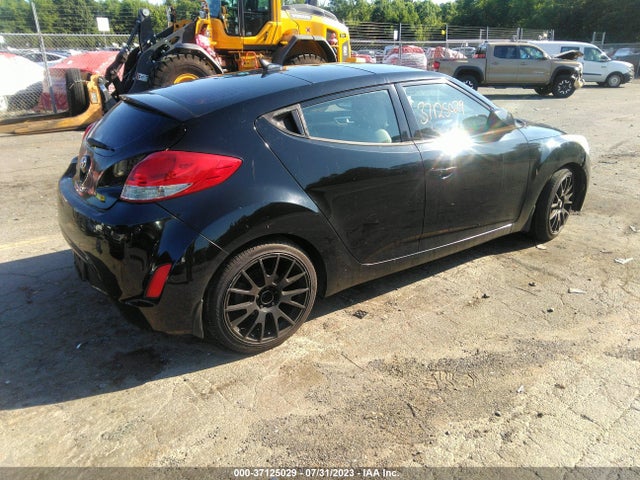2013 HYUNDAI VELOSTER W/GRAY INT VIN: KMHTC6AD9DU109463