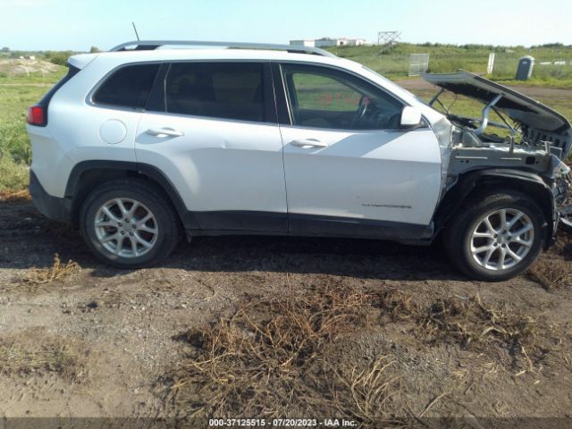 1C4PJMCB0FW794701 Jeep Cherokee Latitude