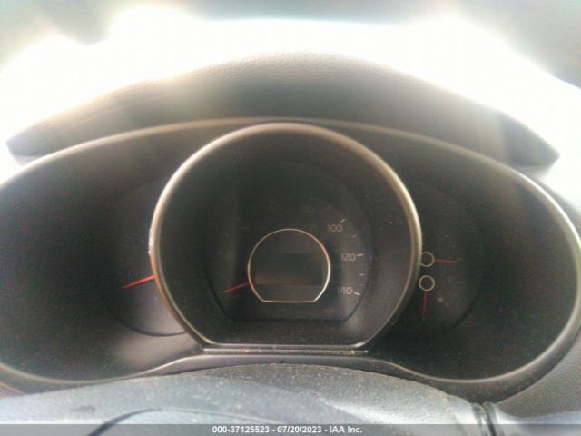 KNDJP3A51E7046902 KIA SOUL +