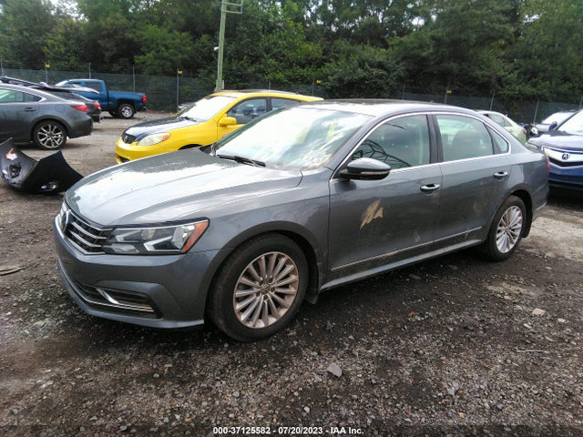 1VWBT7A32GC023433 Volkswagen Passat 1.8t Se