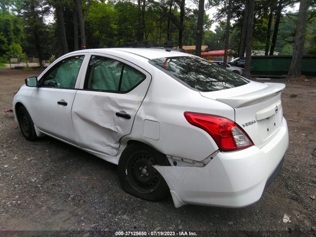 Nissan Versa Sedan S Plus 2018 3N1CN7AP2JL838850 Image 3