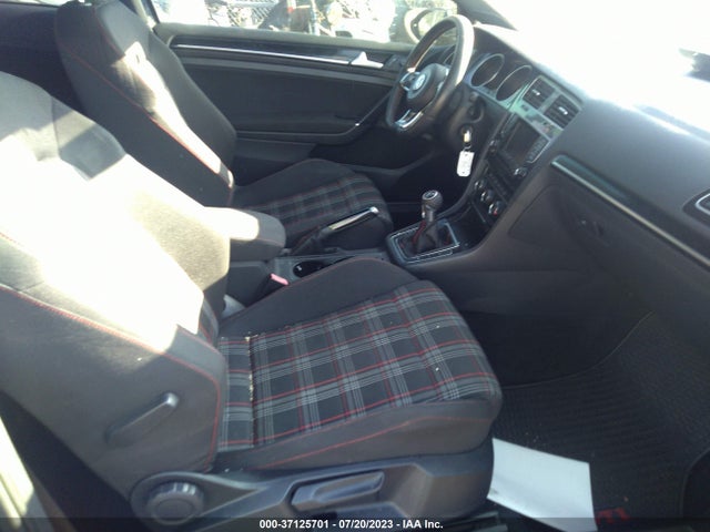 3VWYT7AU0FM037542 Volkswagen GOLF GTI S