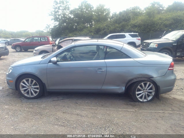 2015 Volkswagen Eos, VIN: WVWBW8AH2FV001379