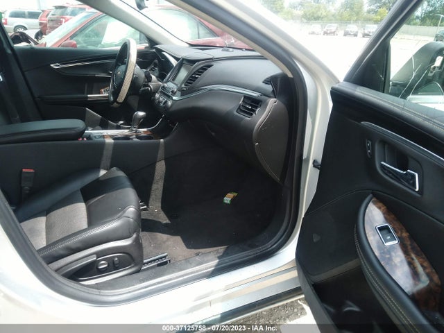 2015 CHEVROLET IMPALA LT VIN: 2G1125S32F9258580