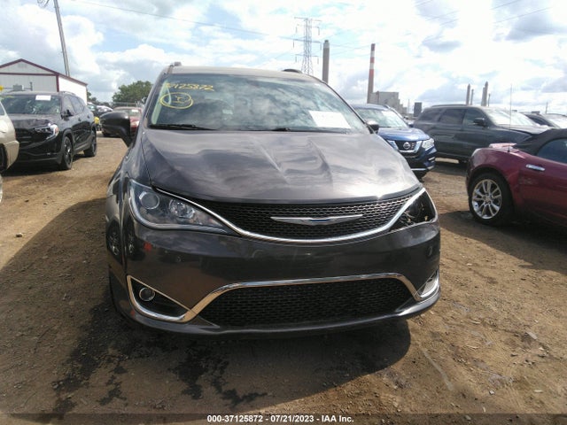 2C4RC1BG4JR139358 Chrysler Pacifica Touring L