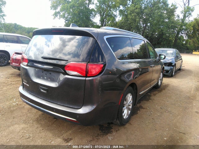 2C4RC1BG4JR139358 Chrysler Pacifica Touring L