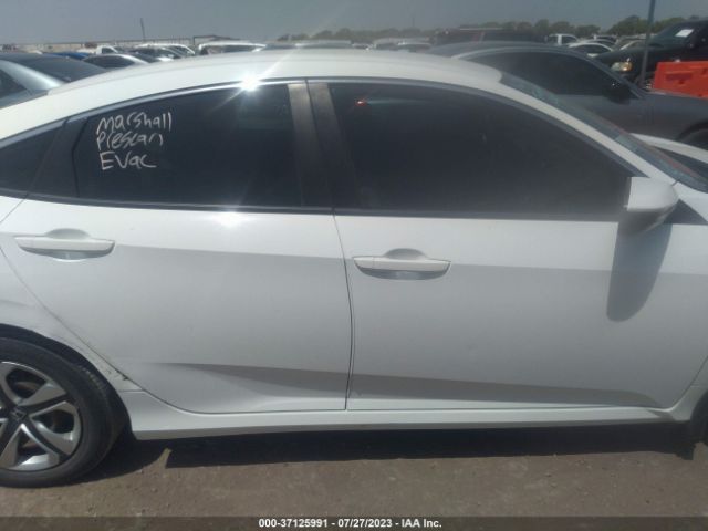 19XFC2F51GE058040 Honda Civic Sedan Lx