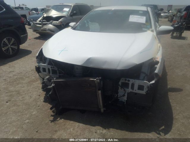 19XFC2F51GE058040 Honda Civic Sedan Lx