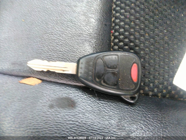 1C4NJDEB6GD757623 Jeep Compass Latitude