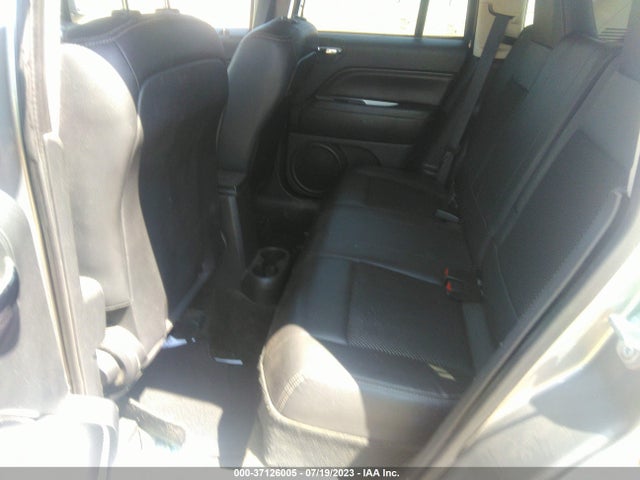1C4NJDEB6GD757623 Jeep Compass Latitude