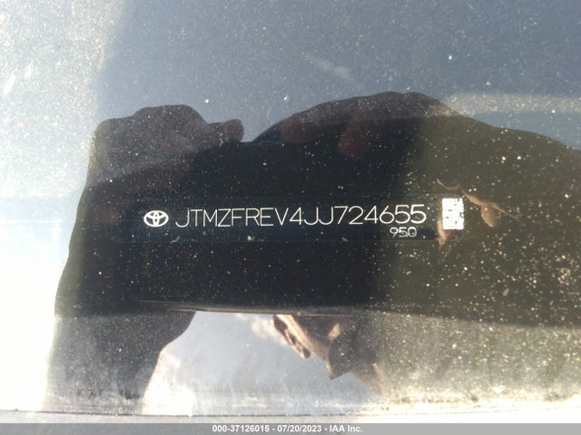 Toyota RAV4 LE 2018 JTMZFREV4JJ724655 Image 9