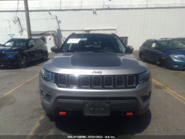 3C4NJDDBXJT207599 Jeep Compass Trailhawk