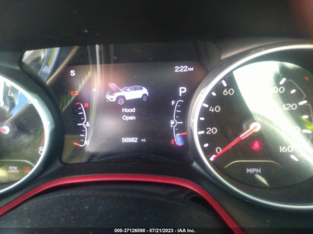 3C4NJDDBXJT207599 Jeep Compass Trailhawk