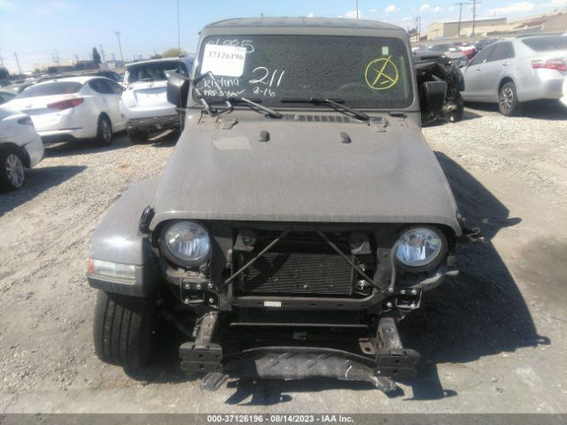 1C4HJXEN8LW261875 Jeep Wrangler Unlimited Sahara
