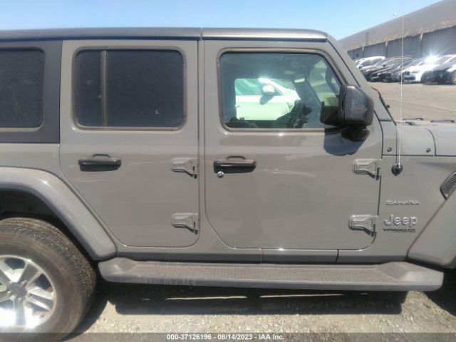 1C4HJXEN8LW261875 Jeep Wrangler Unlimited Sahara