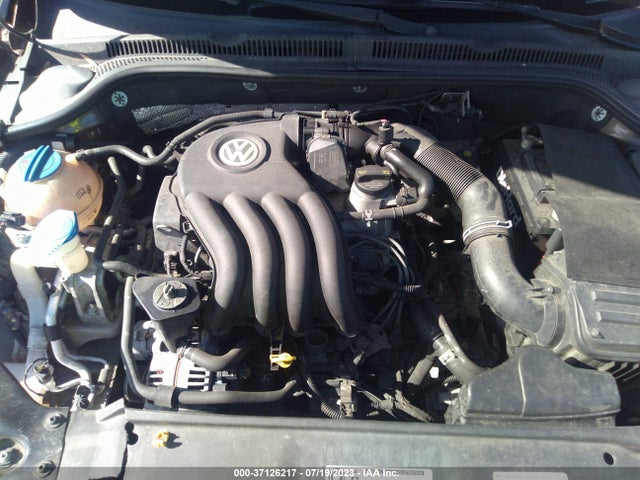 3VW2K7AJ8EM249165 Volkswagen Jetta Sedan S