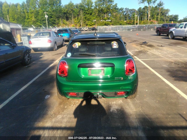 2021 MINI HARDTOP 2 DOOR COOPER S VIN: WMWXR5C09M2M94752