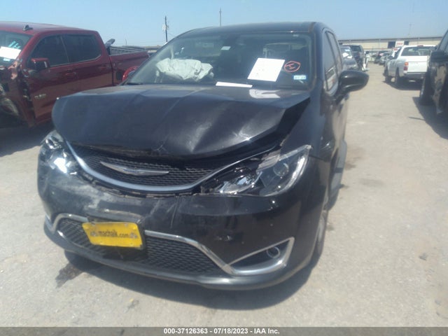 2C4RC1FGXJR154943 Chrysler Pacifica Touring Plus