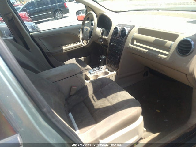 2005 FORD FREESTYLE SE VIN: 1FMZK01105GA23409