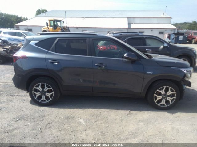 KNDERCAA0P7377952 KIA SELTOS EX