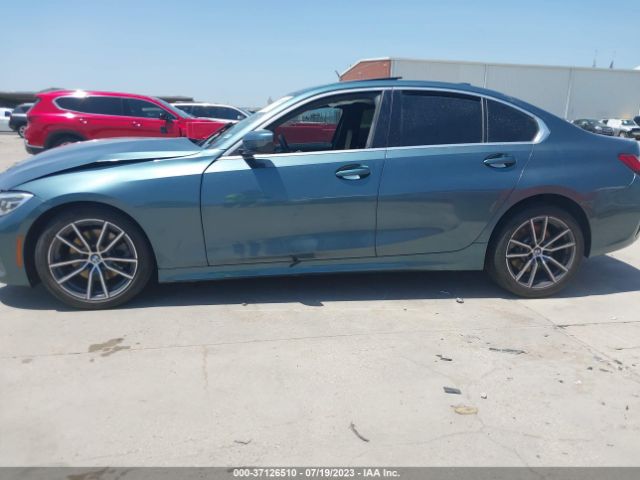 WBA5R1C50KAK12772 BMW 3 Series 330i