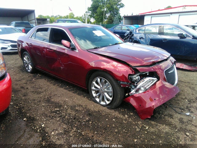 2C3CCARG6GH142468 Chrysler 300 Limited