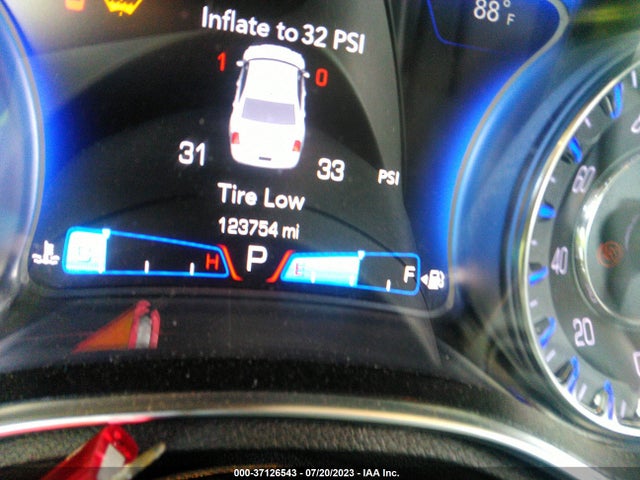 2C3CCARG6GH142468 Chrysler 300 Limited