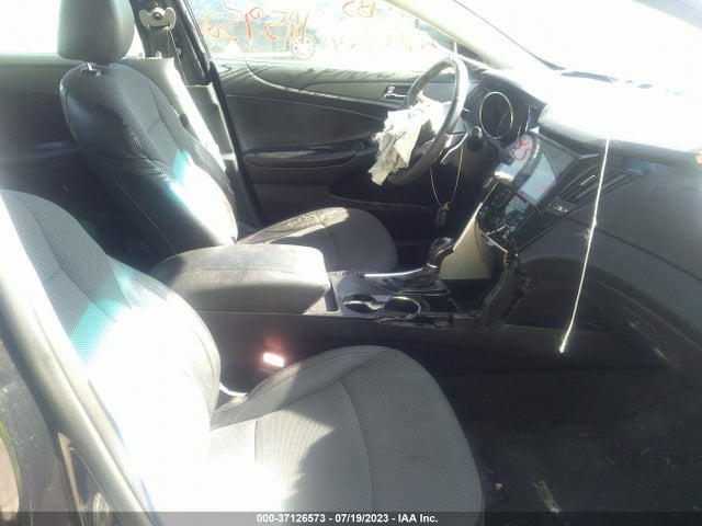 2011 HYUNDAI SONATA SE VIN: 5NPEC4AC5BH139947
