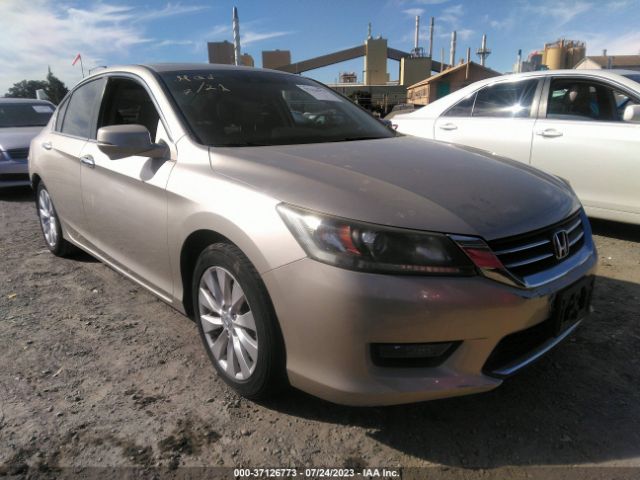 2014 1HGCR2F83EA207514 main image