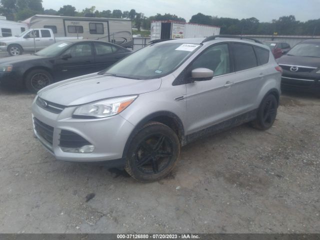 1FMCU0GX5GUA66448 Ford ESCAPE SE