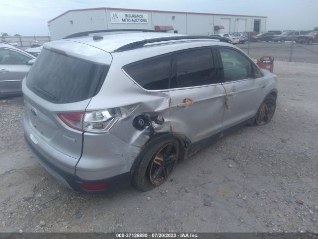 1FMCU0GX5GUA66448 Ford ESCAPE SE