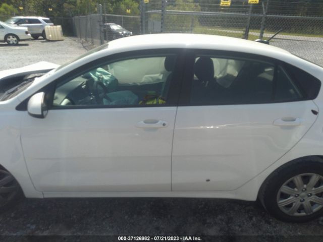 3KPA24AD2NE434233 KIA RIO LX