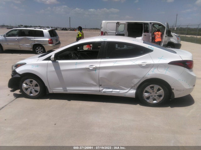 Hyundai ELANTRA SE 2016 5NPDH4AE6GH667731 Image 14