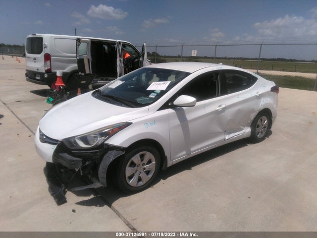 Hyundai ELANTRA SE 2016 5NPDH4AE6GH667731 Image 2