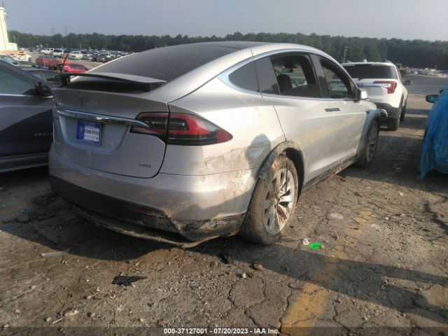 5YJXCDE23JF110504 Tesla Model X 75d/100d/p100d