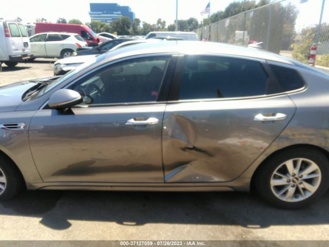5XXGT4L38GG090588 KIA Optima Lx