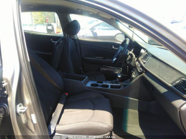5XXGT4L38GG090588 KIA Optima Lx