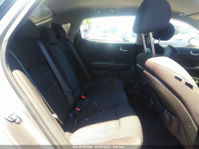 5XXGT4L38GG090588 KIA Optima Lx